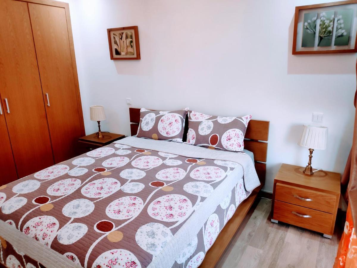 La Marina: Luxury Riverfront Apartment with Prime Location Sale Exterior photo